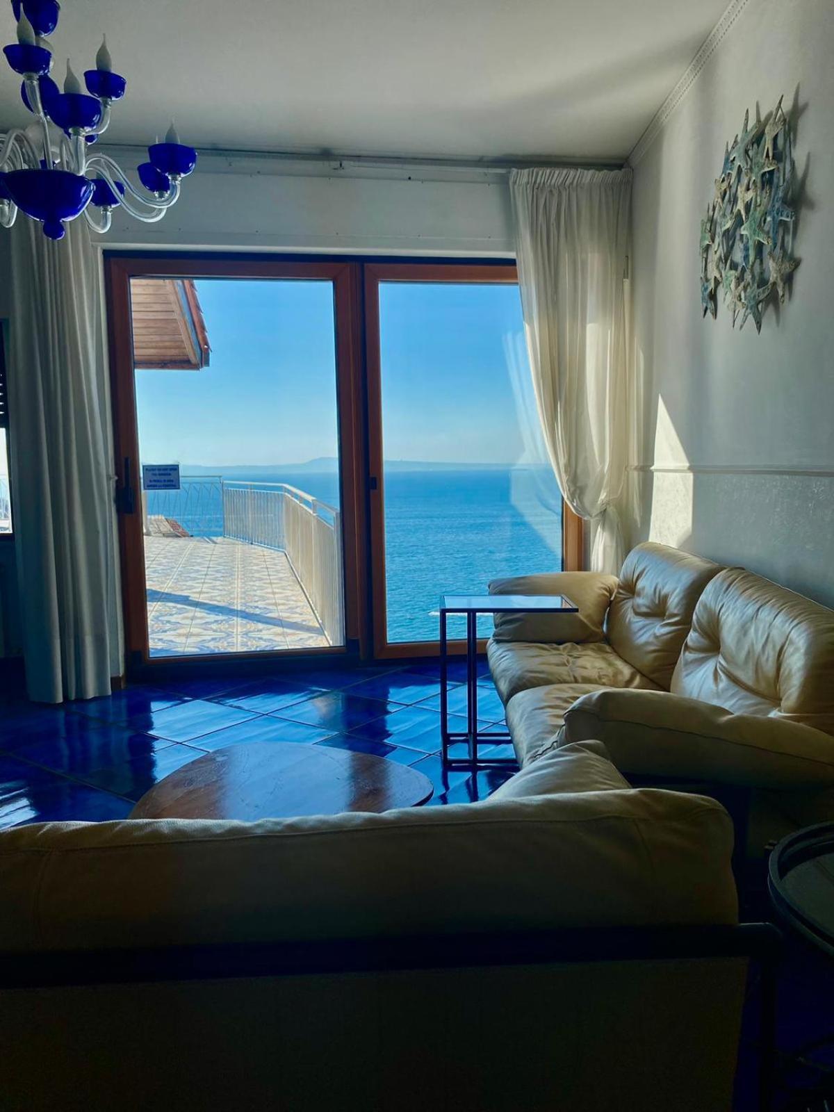 The Dreamer'S Terrace Vico Equense Bagian luar foto