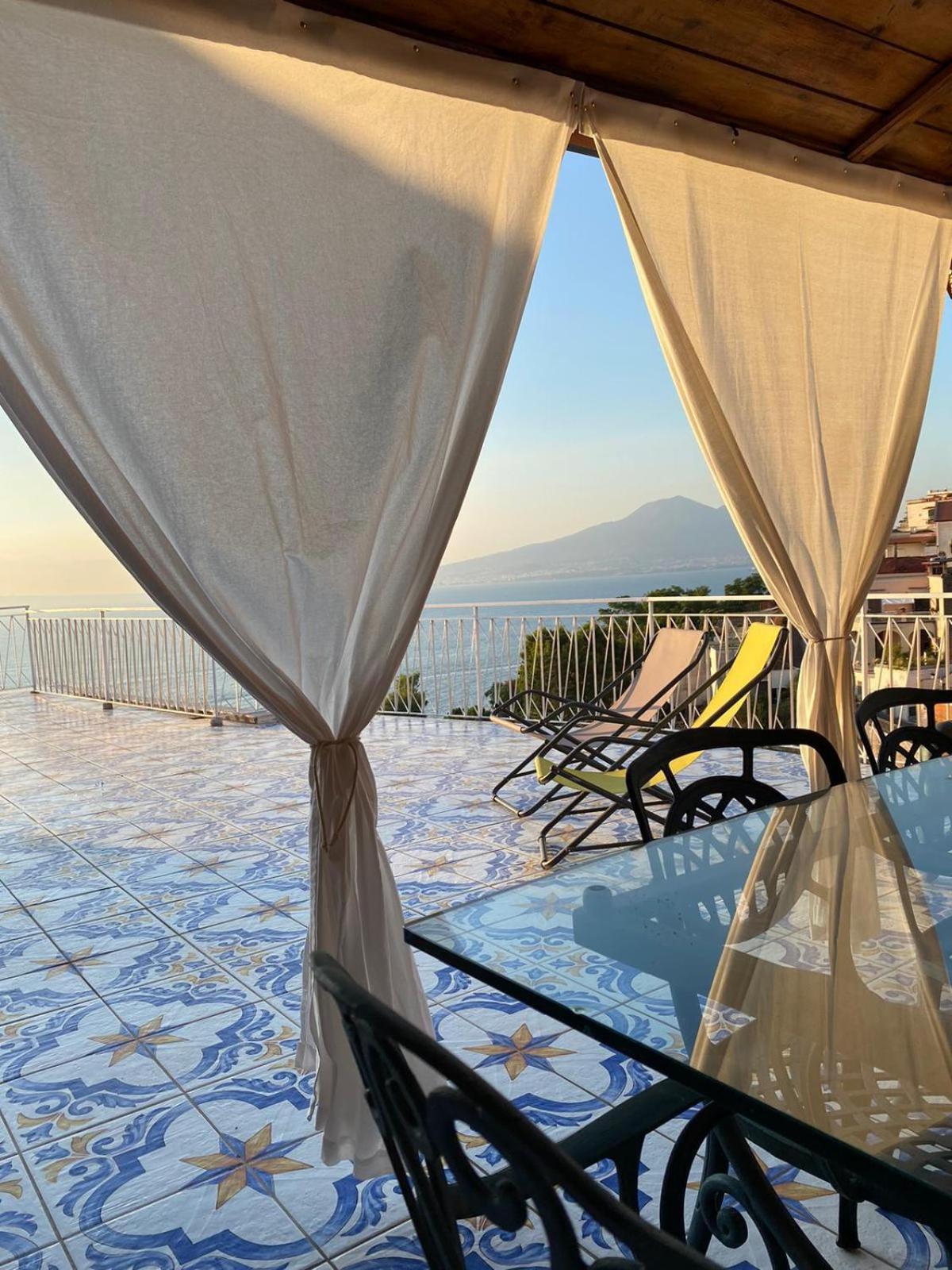 The Dreamer'S Terrace Vico Equense Bagian luar foto